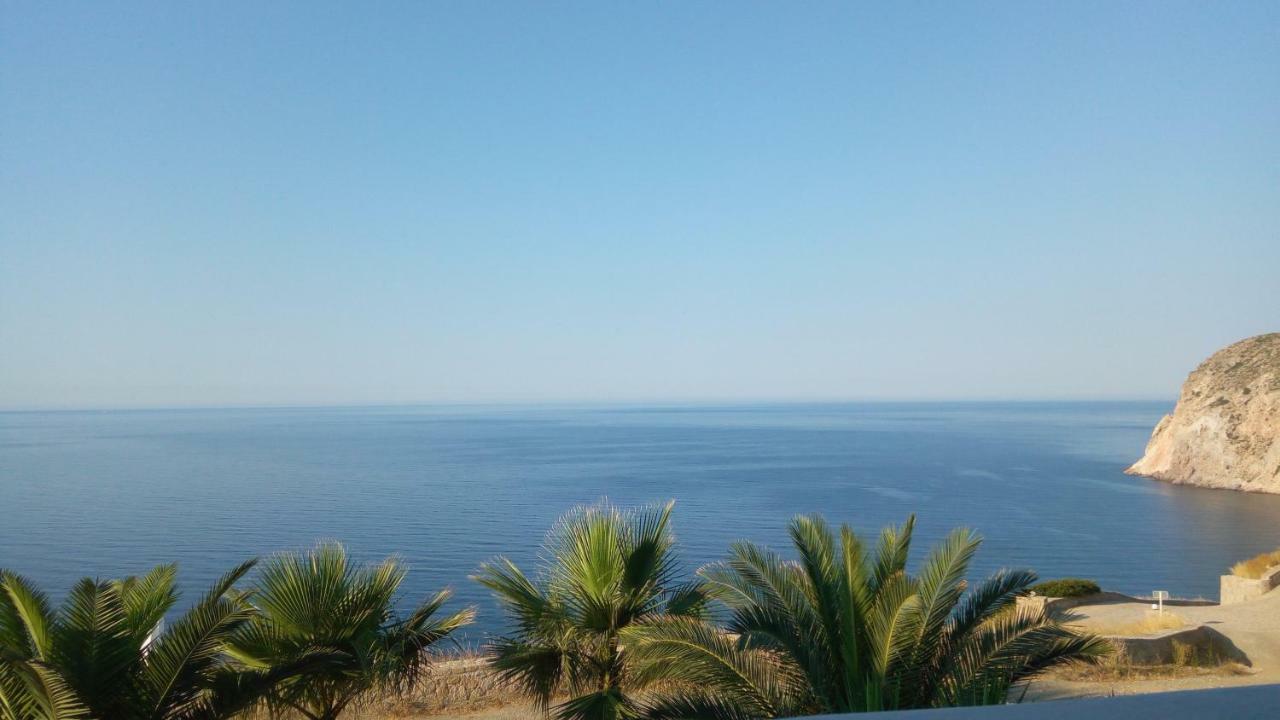 Heavenly Milos Suites Agia Kiriaki Beach  Extérieur photo