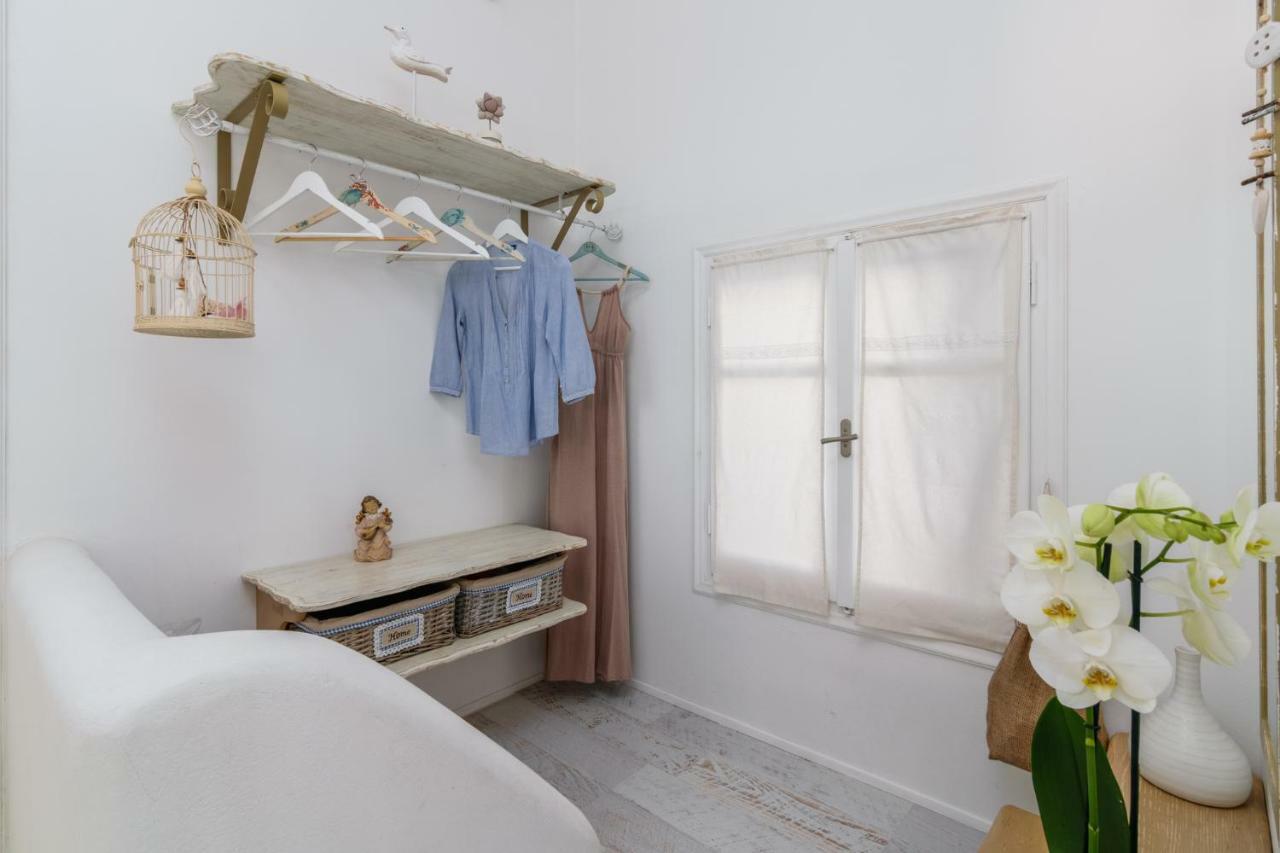 Heavenly Milos Suites Agia Kiriaki Beach  Extérieur photo